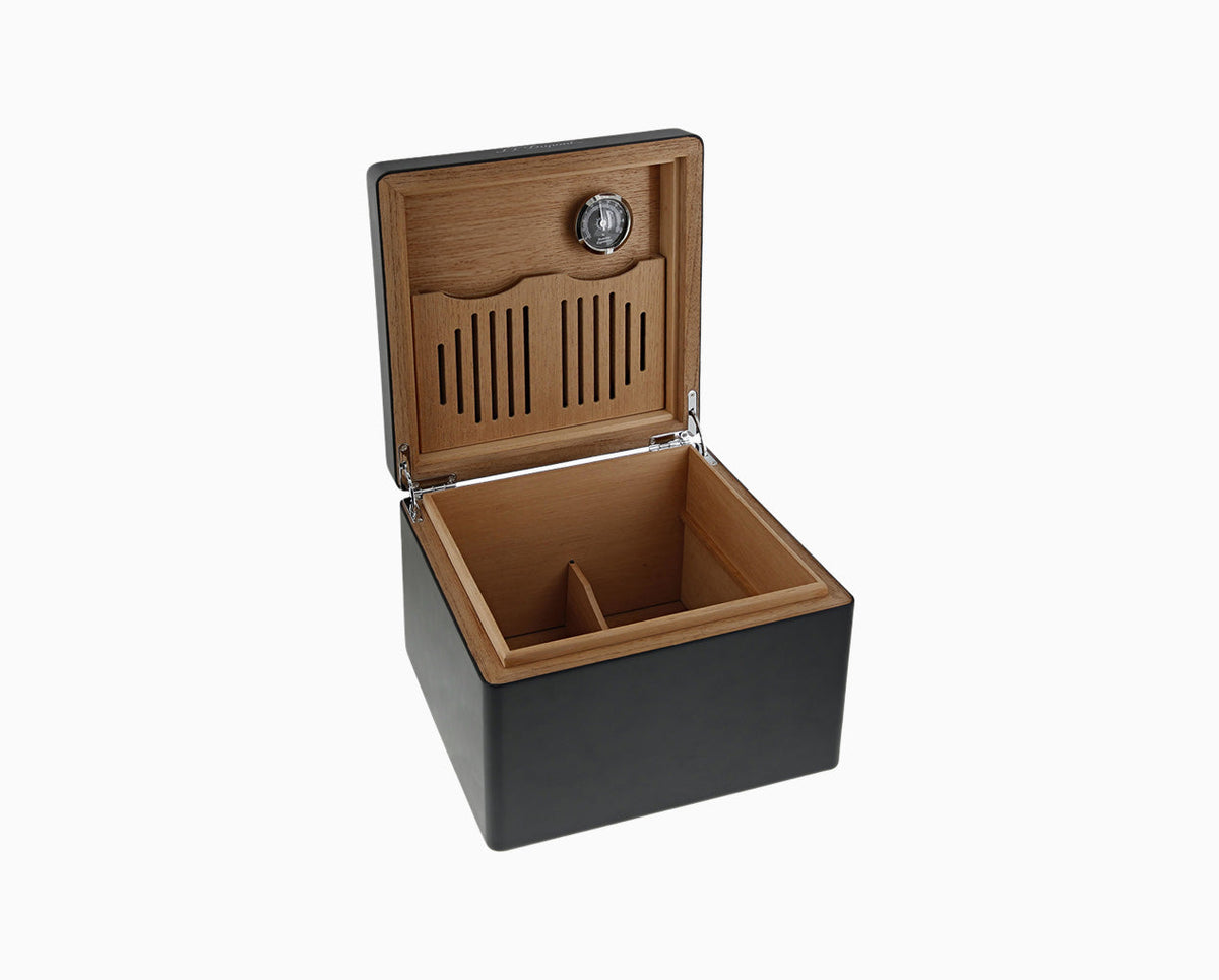 S.T. Dupont Humidor 60 cigars - Black