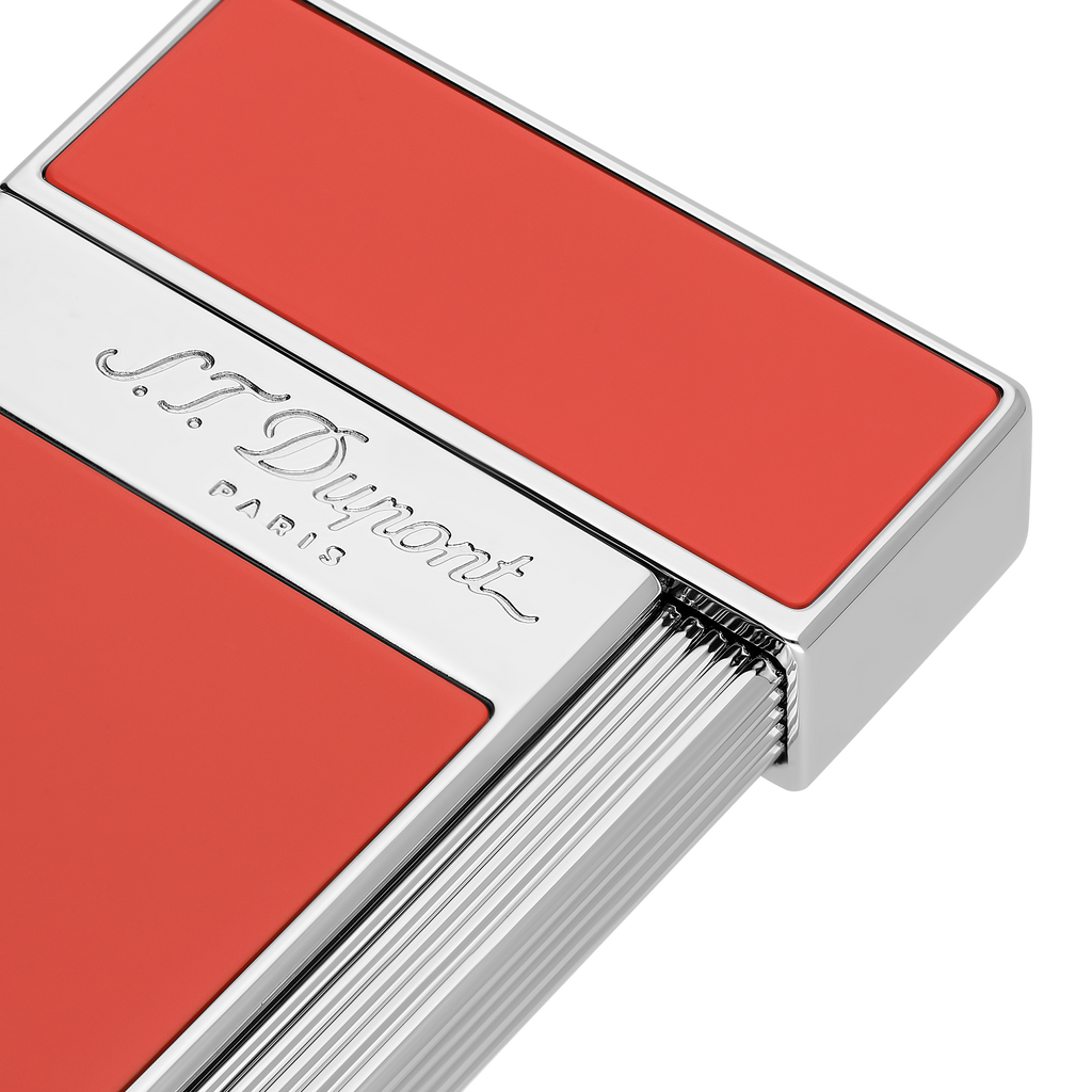 S.T. Dupont Slimmy Lacquered lighter