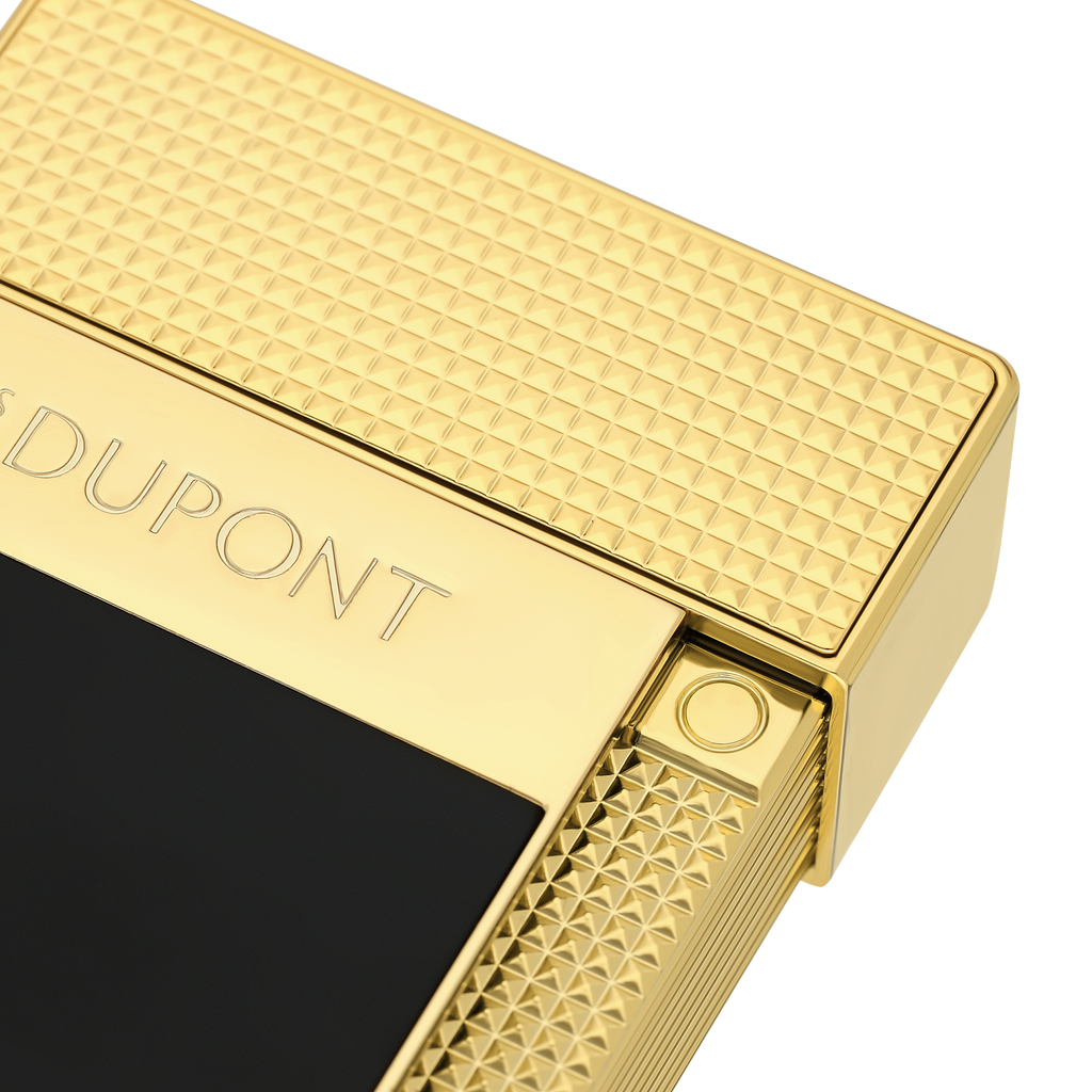 S.T. Dupont Lacquered lighter - T20100